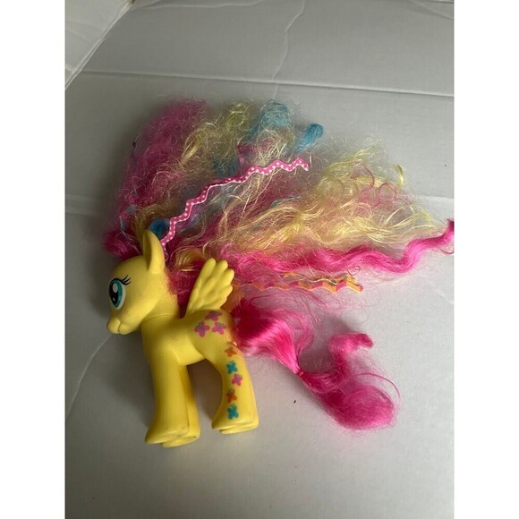 My Little Pony Fluttershy - Picture 3 of 8
